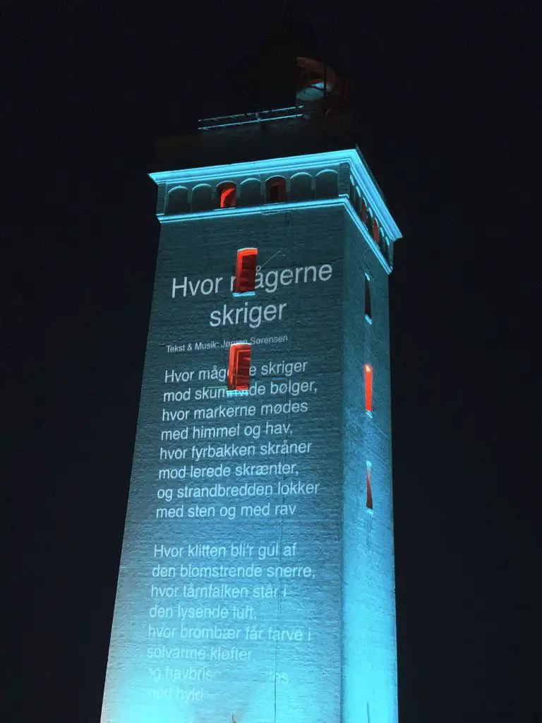 Liedtext am Turm