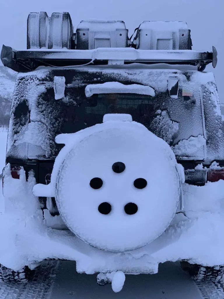 Wrangler im Schnee