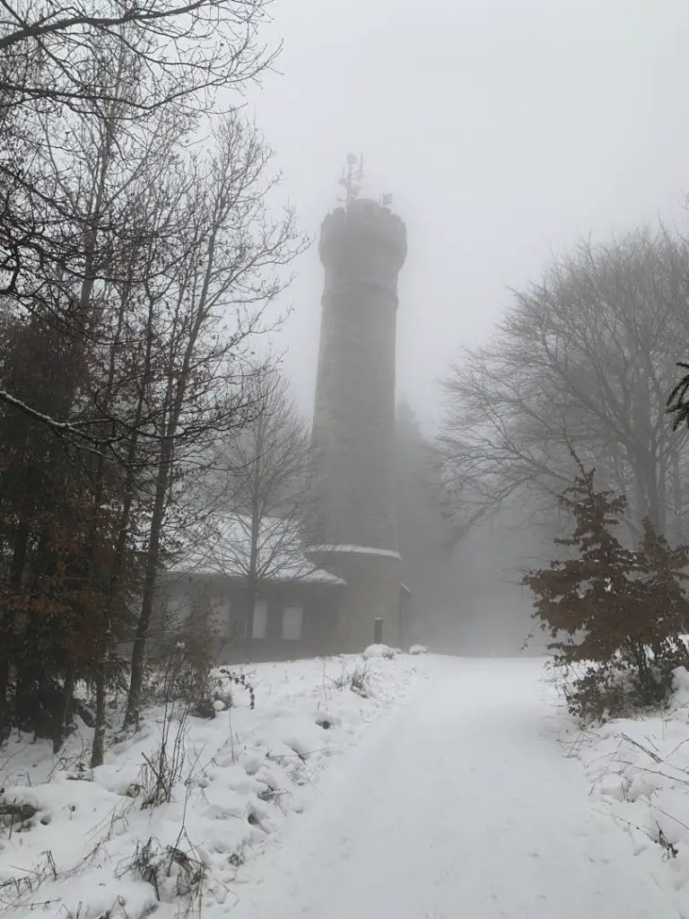 Hohe Egge mit Süntelturm