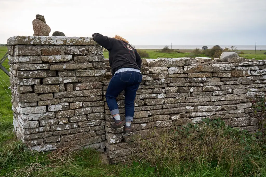 Die Mauer lädt zum klettern ein