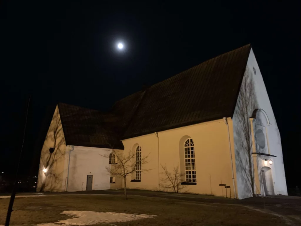 Lövanger Kirche