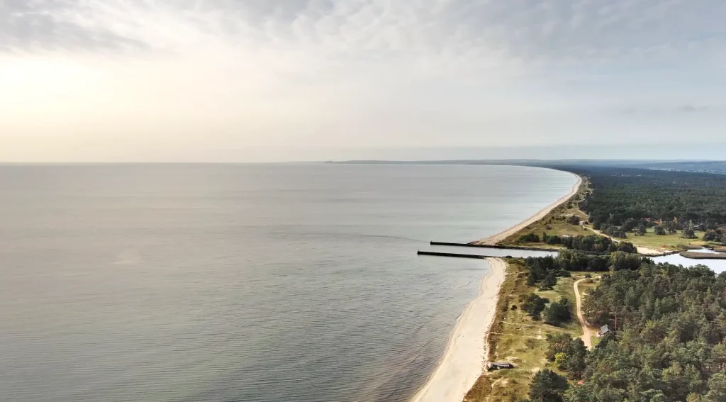 Langer Sandstrand bei Åhus